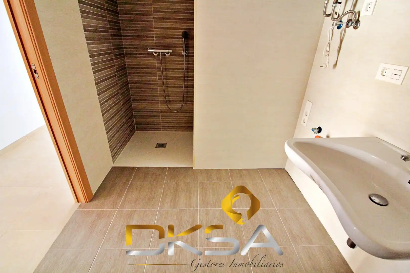 Baño de Planta baja en venta en Oropesa del Mar / Orpesa con Jardín privado, Terraza y Piscina comunitaria