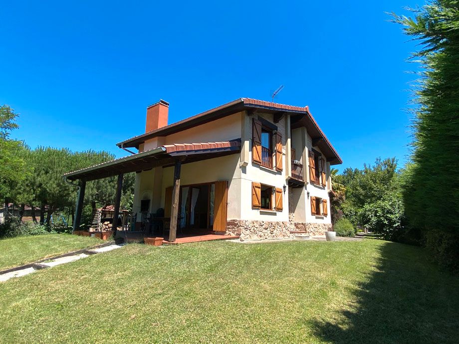 Exterior view of House or chalet for sale in Zuia  with Heating, Private garden and Parquet flooring