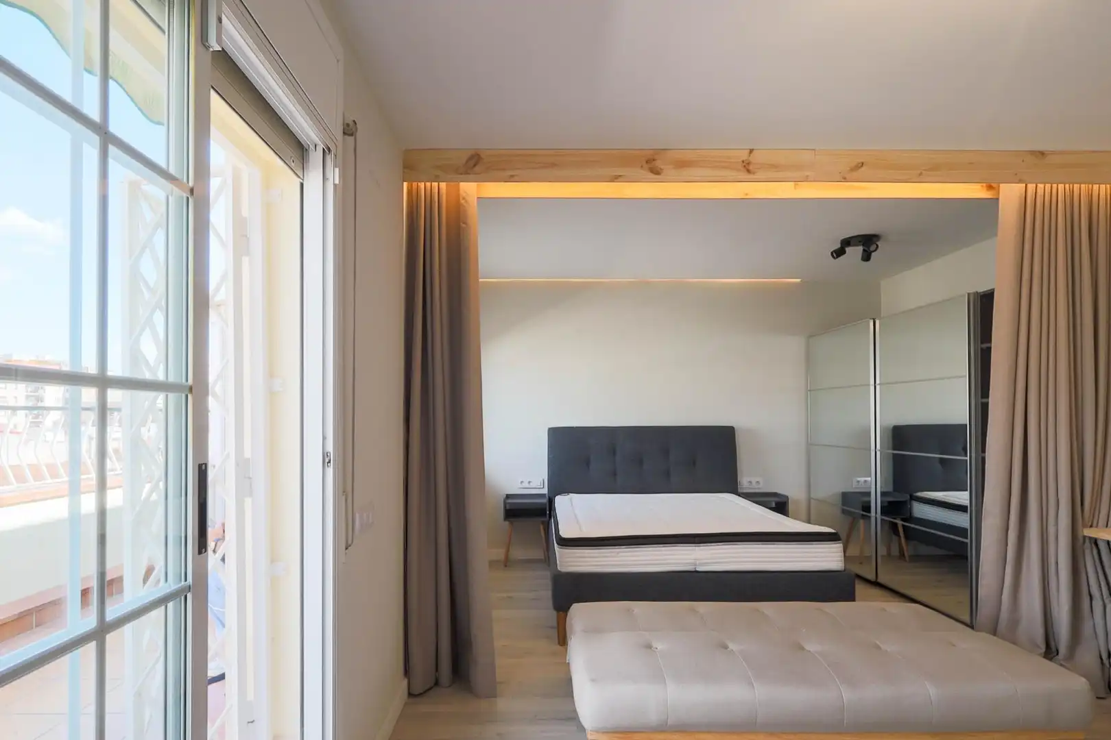 Dormitori de Àtic en venda en Barcelona amb Aire condicionat, Calefacció i Parquet