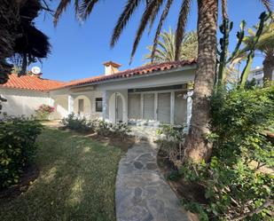 Exterior view of House or chalet for sale in San Bartolomé de Tirajana  with Private garden, Terrace and Storage room