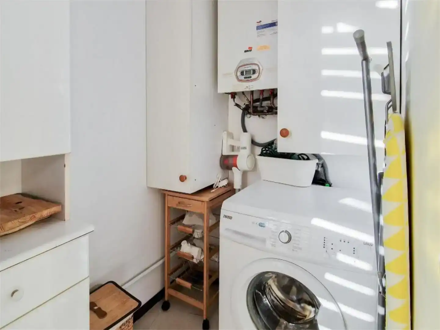 Cocina de Piso de alquiler en Gijón  con Parquet y Amueblado