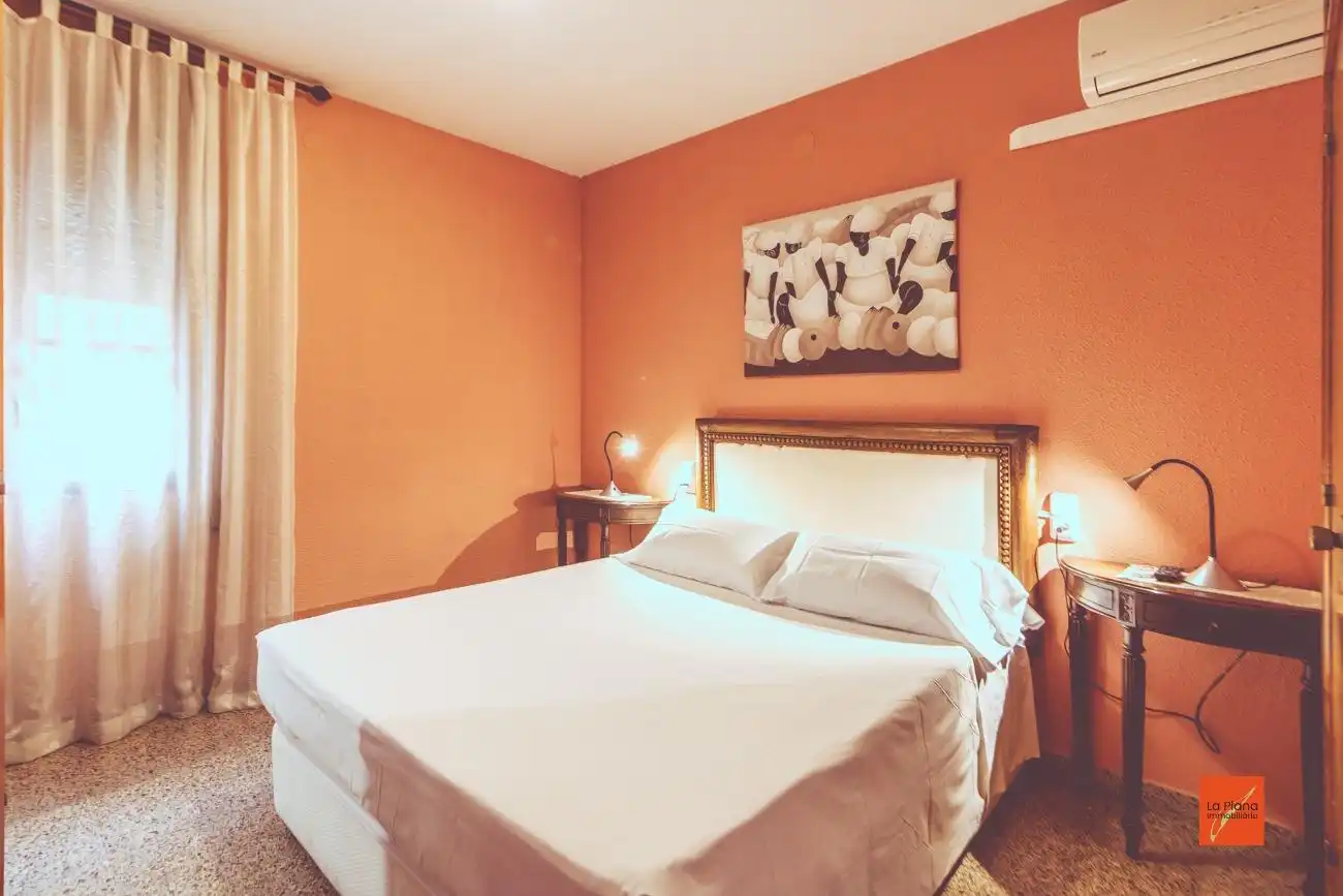 Habitación de Edificio en venta en Santa Bàrbara