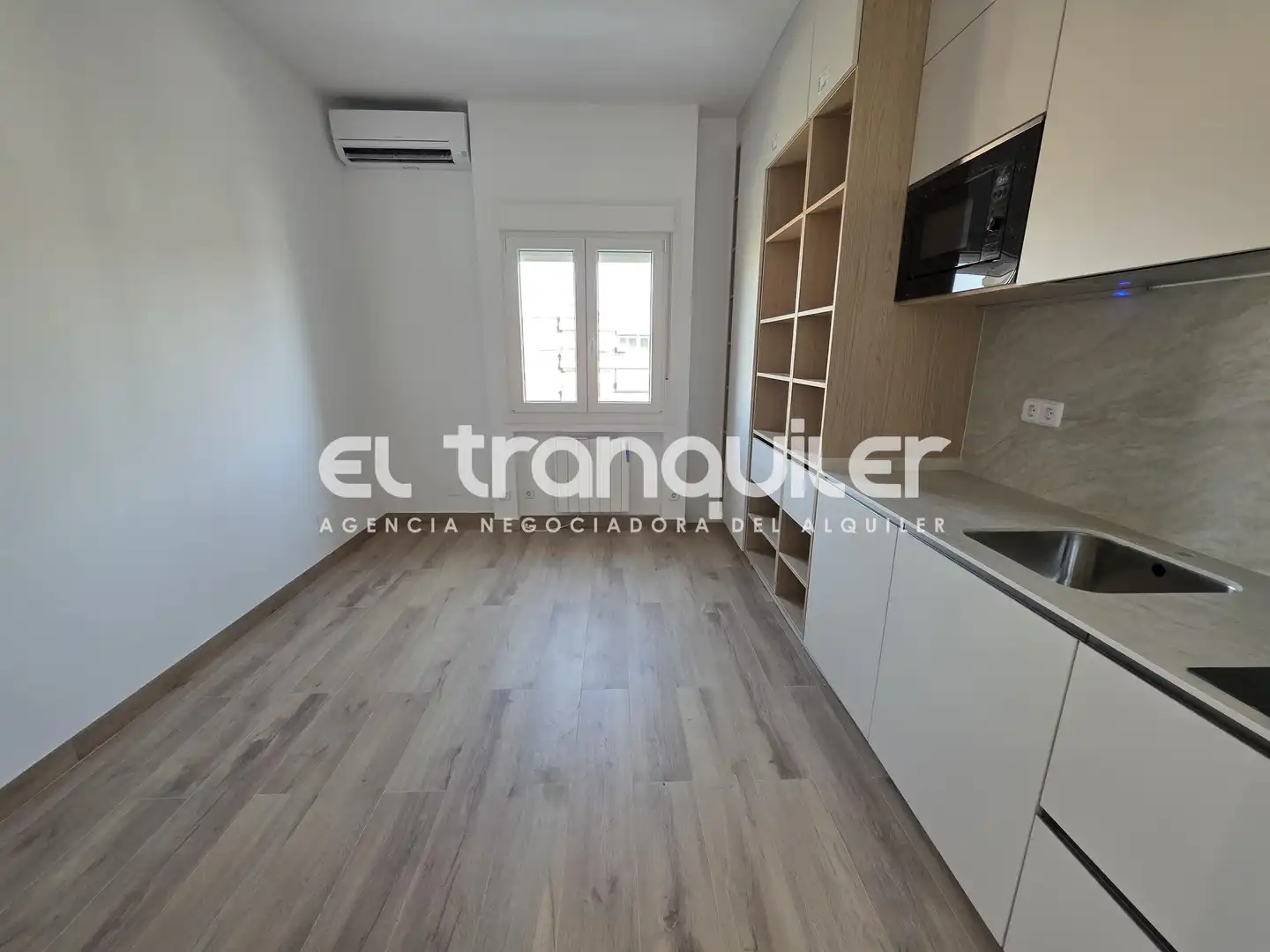 Wohnzimmer von Wohnung zur Miete in Madrid mit Klimaanlage und Waschmaschine