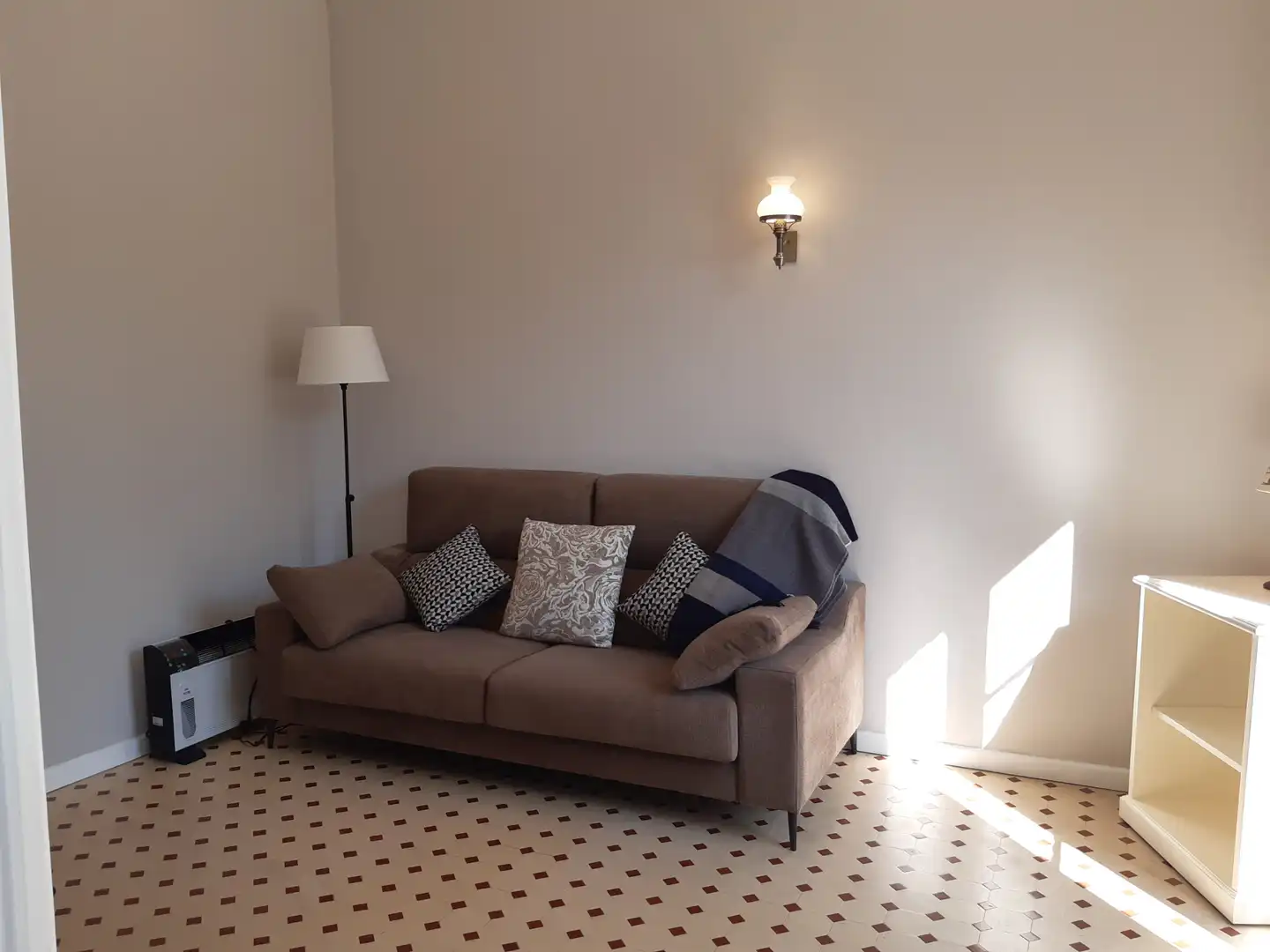 Sala d'estar de Pis en venda en Barcelona amb Aire condicionat, Calefacció i Moblat