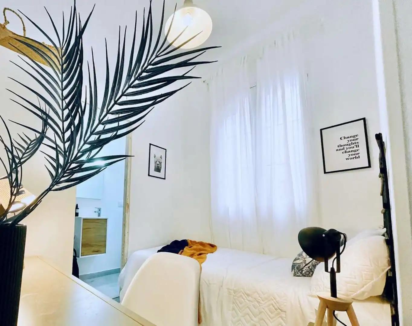 Bedroom of Flat for share in Madrid  with Air Conditioner, Heating and Terrace