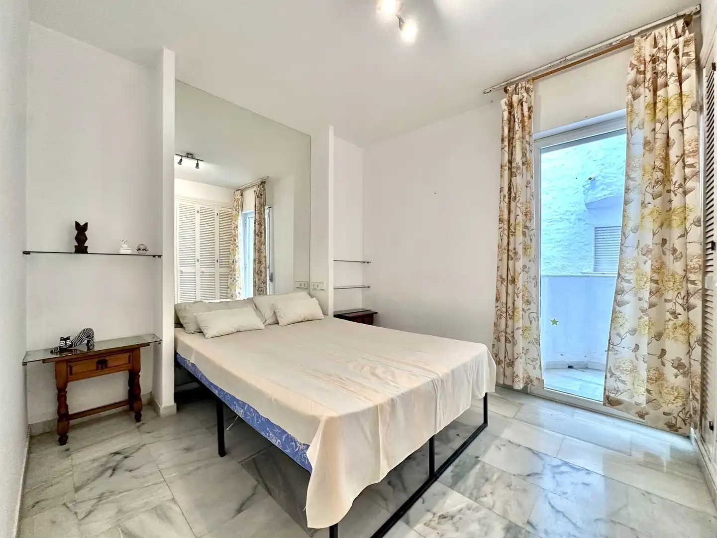 Schlafzimmer von Wohnungen zum Verkauf in Almuñécar mit Terrasse und Möbliert