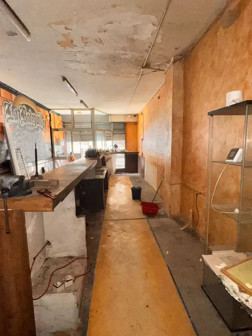Cocina de Local en venta en Terrassa
