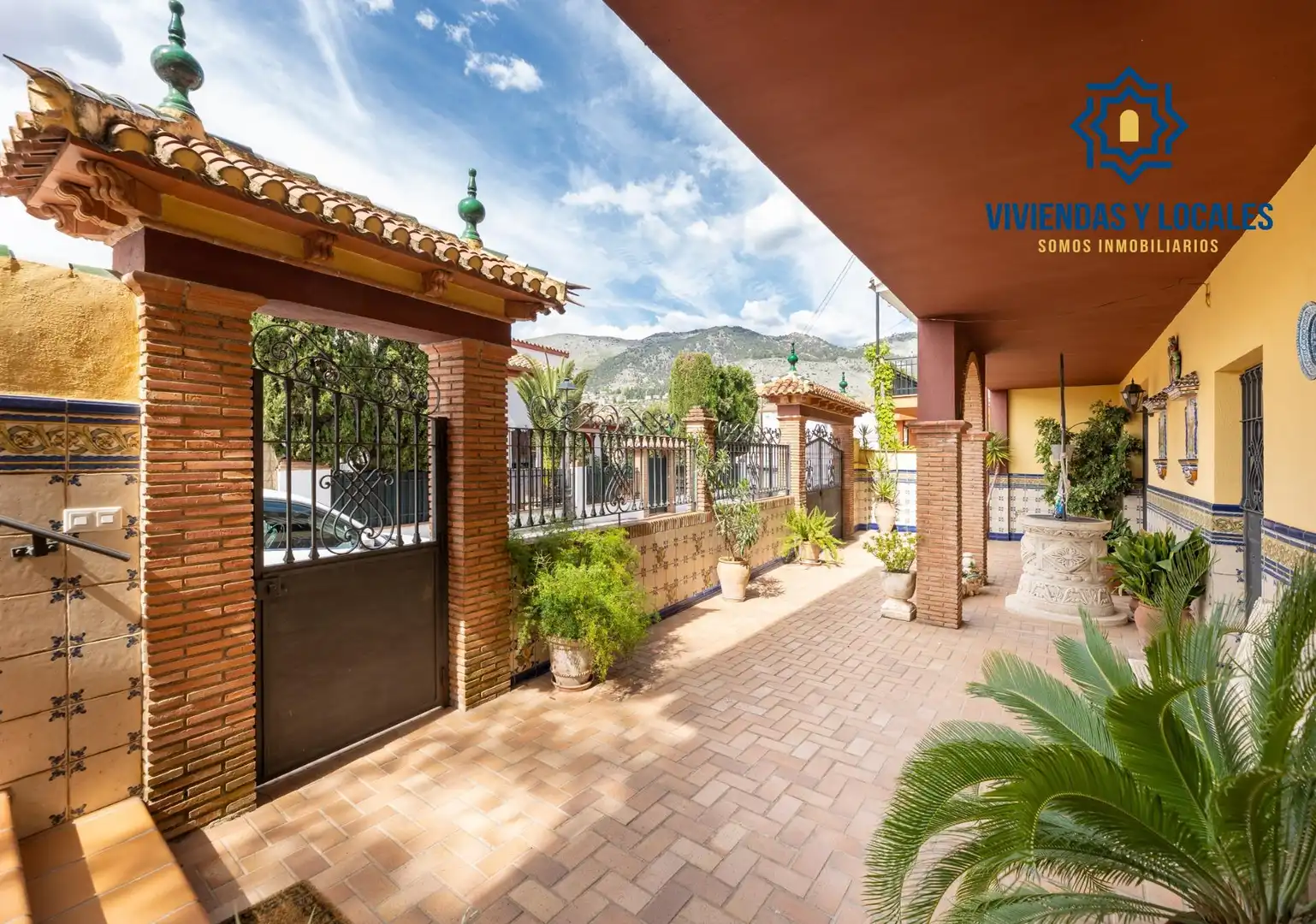 Vista exterior de Casa o chalet en venta en Alfacar con Aire acondicionado, Calefacción y Jardín privado