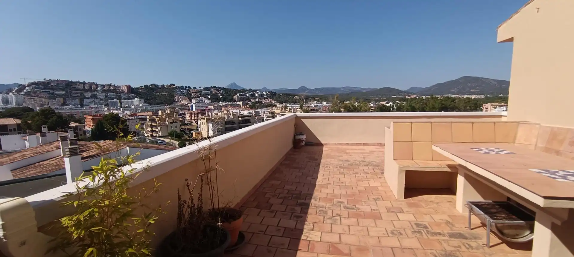 Terrassa de Pis de lloguer en Calvià amb Terrassa, Moblat i Alarma
