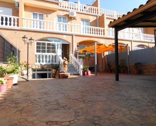 Terrassa de Casa adosada en venda en Seseña amb Aire condicionat, Calefacció i Jardí privat