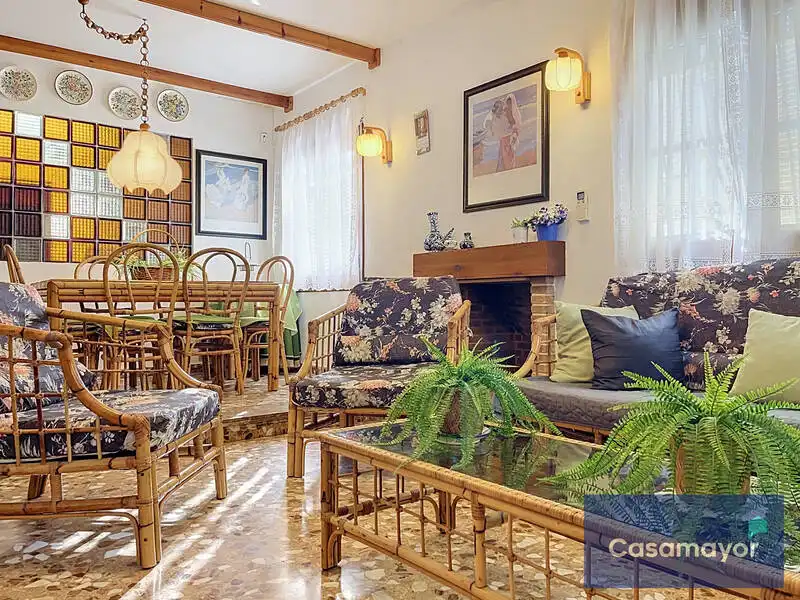 Sala d'estar de Casa o xalet en venda en Sant Joan d'Alacant amb Aire condicionat, Jardí privat i Piscina