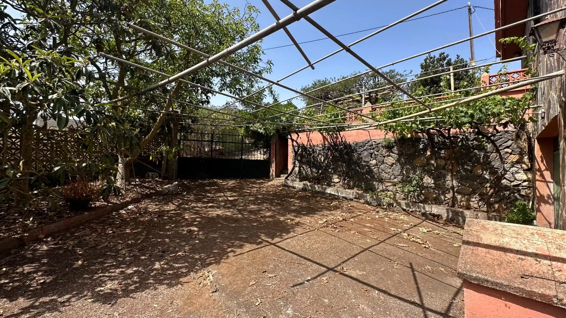 Finca rústica en venta en El Rosario con Jardín privado, Terraza y Alarma