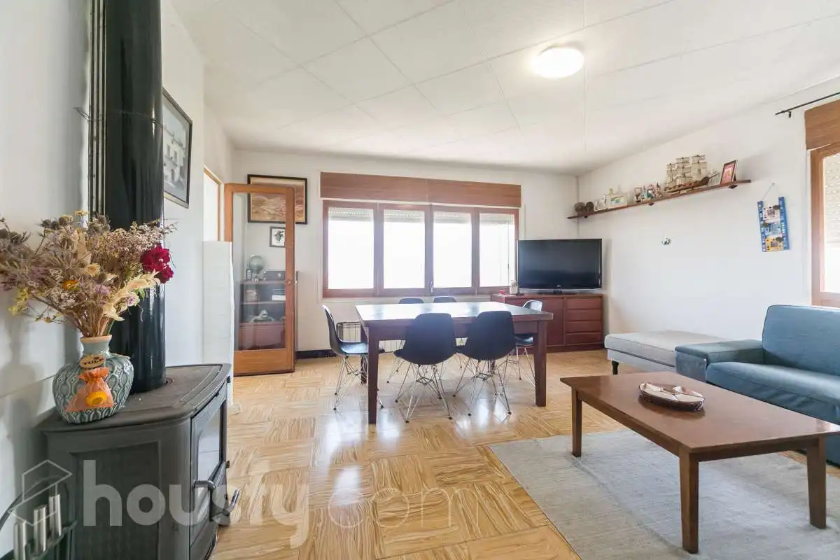 Sala d'estar de Casa o xalet en venda en Argençola amb Calefacció, Jardí privat i Terrassa