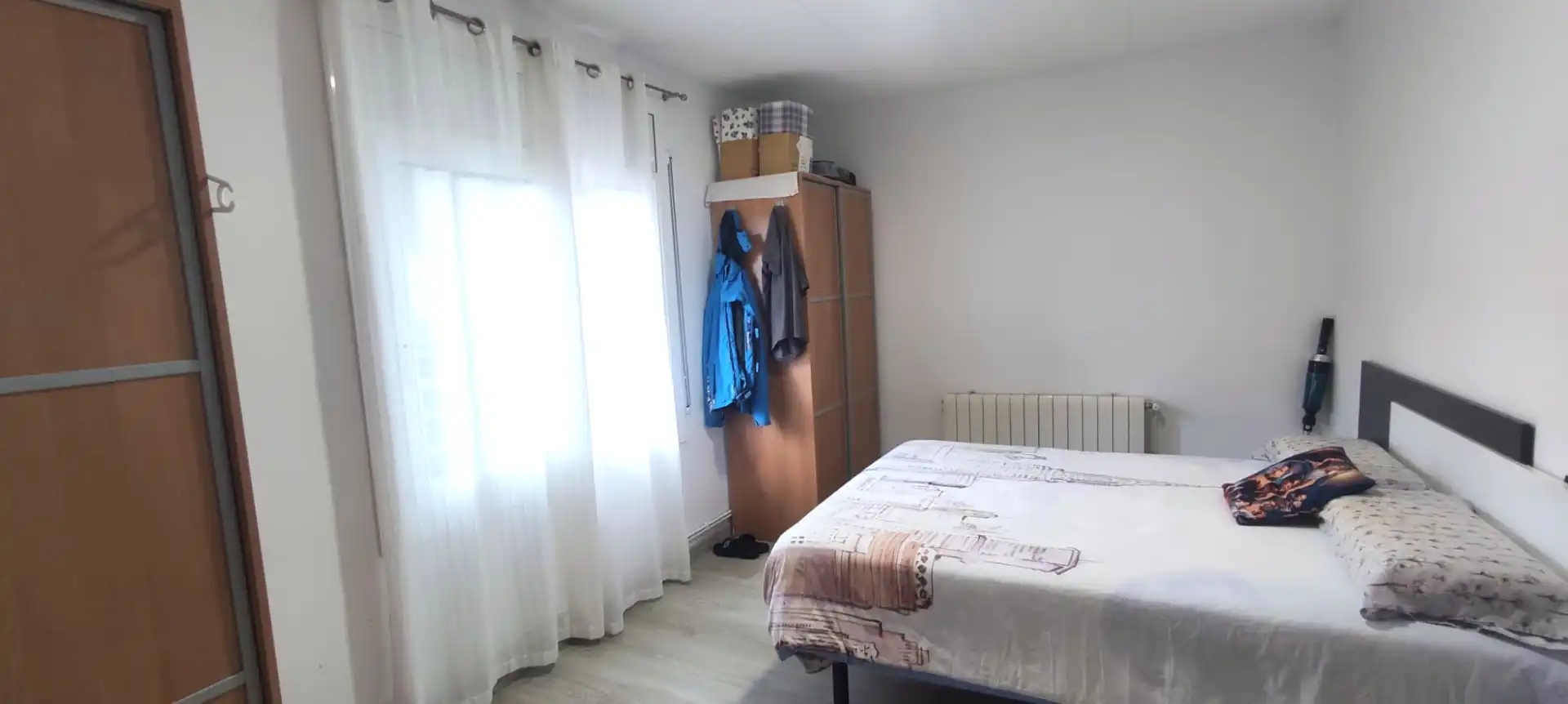 Bedroom of Detached homes for sale in Olot  with Heating, Parquet flooring and Furnished