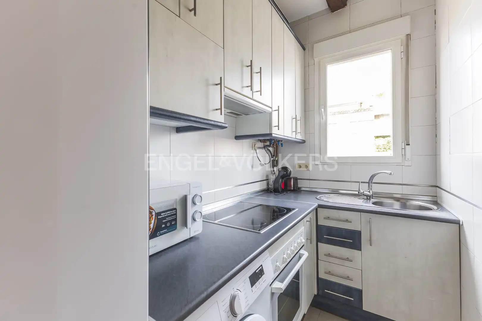 Cocina de Ático en venta en Madrid con Aire acondicionado, Calefacción y Terraza