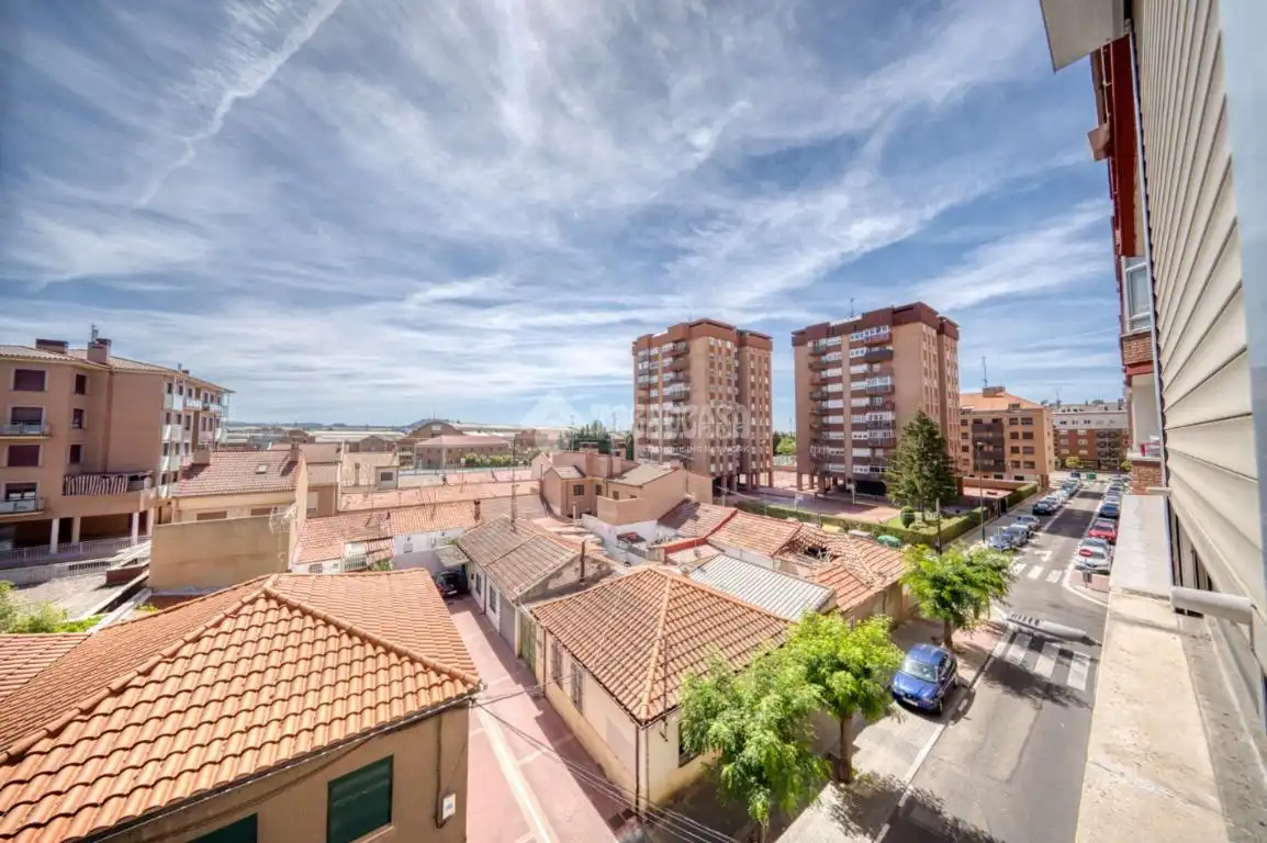 Vista exterior de Pis en venda en Valladolid