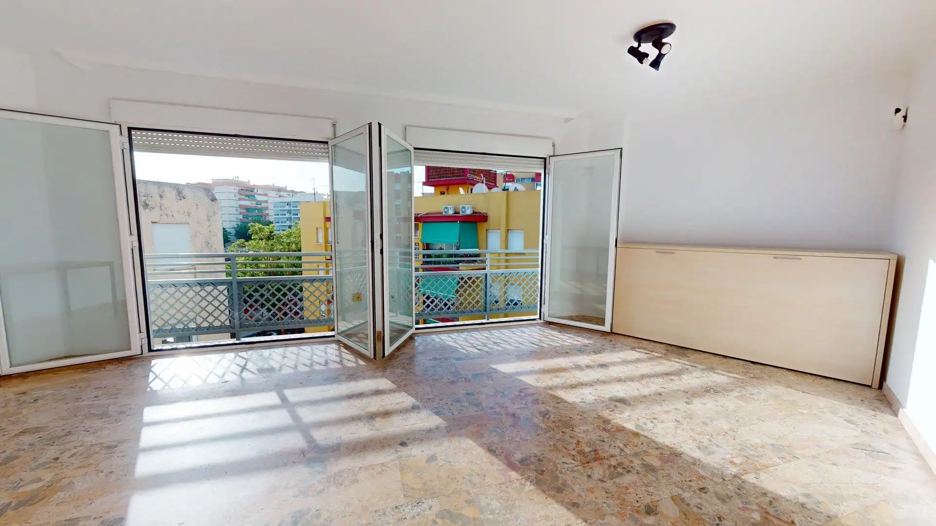 Dormitori de Pis en venda en Fuengirola amb Balcó
