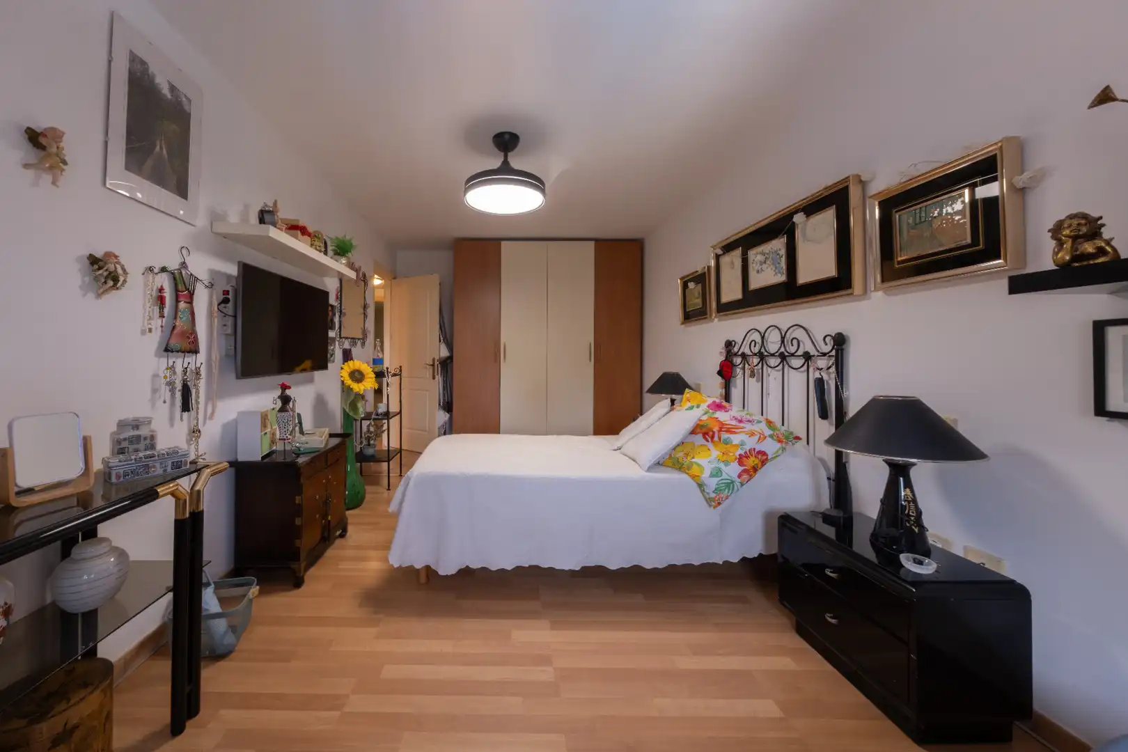 Dormitori de Casa adosada en venda en Santa Brígida amb Jardí privat, Terrassa i Piscina