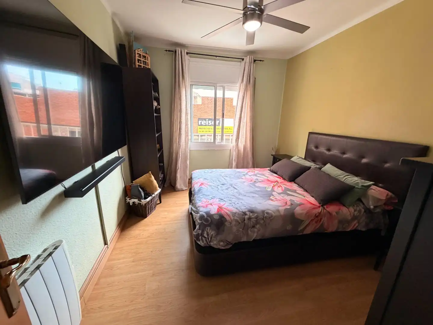 Bedroom of Flat for sale in Sabadell  with Air Conditioner and Parquet flooring