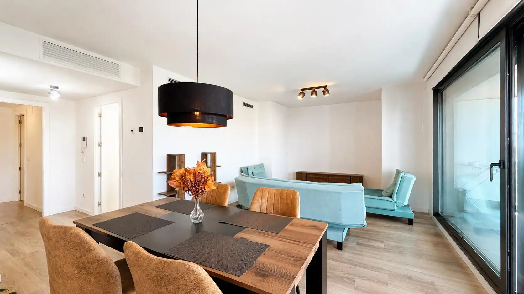 Wohnzimmer von Wohnung zur Miete in Valencia mit Klimaanlage, Terrasse und Balkon