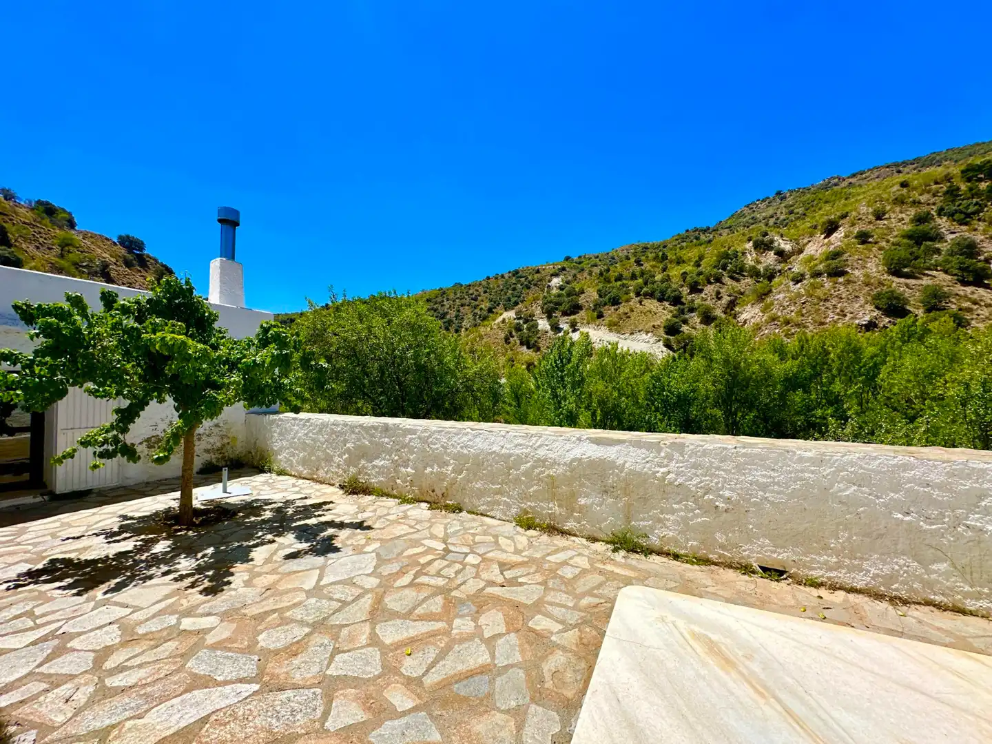 Vista exterior de Finca rústica en venda en Sierro amb Aire condicionat, Calefacció i Jardí privat