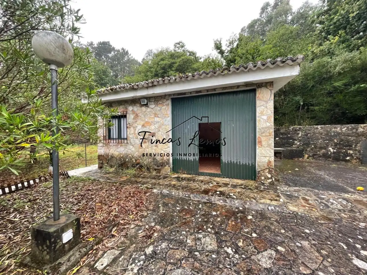 Exterior view of Houses for sale in Camariñas  with Heating, Private garden and Furnished