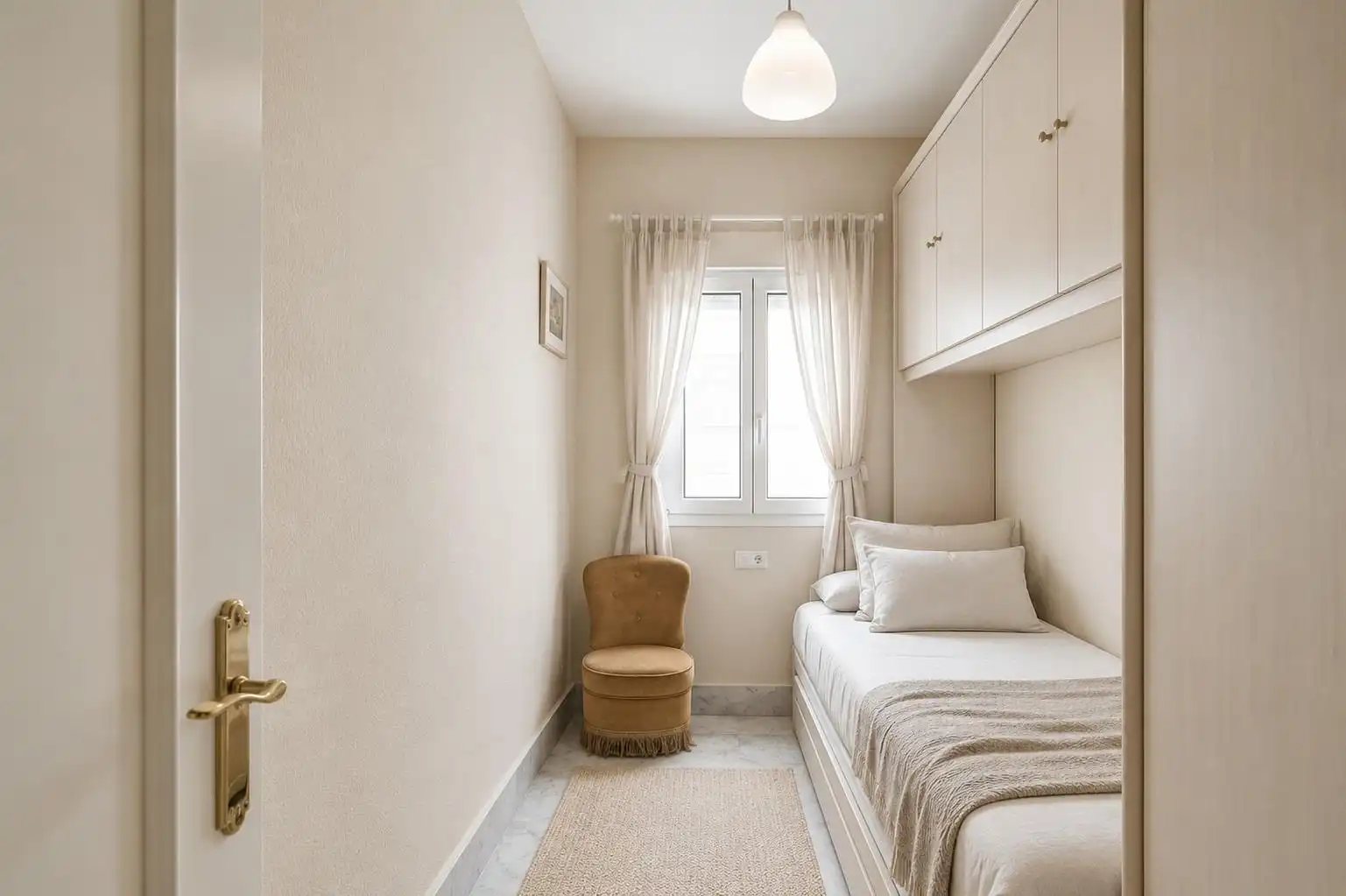 Habitación de Piso en venta en Cádiz con Aire acondicionado y Amueblado
