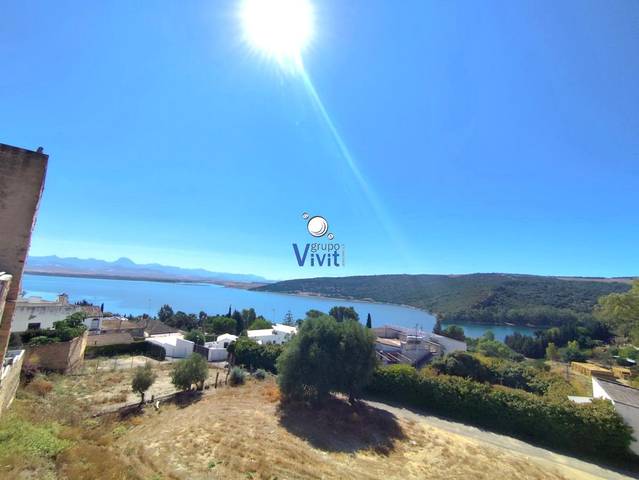 Local comercial en Venta en Bornos