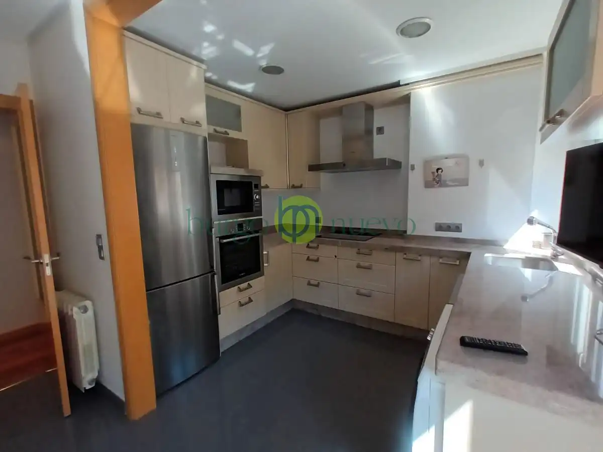 Cocina de Apartamento de alquiler en León Capital  con Calefacción, Terraza y Amueblado