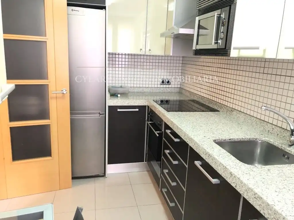 Kitchen of Flat for rent in Salamanca  with Heating, Parquet flooring and Terrace