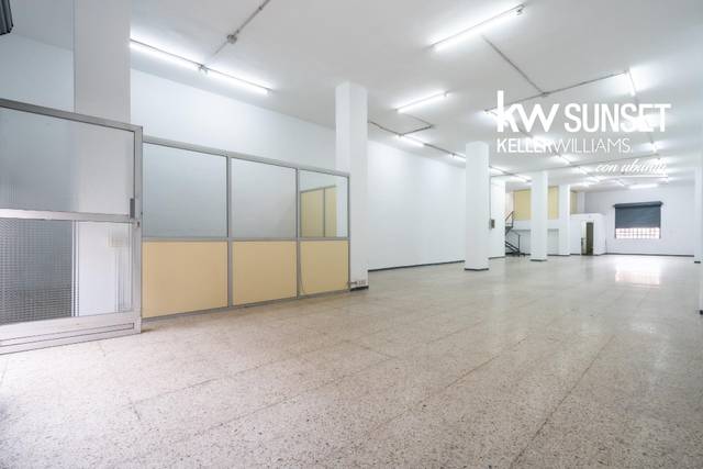 Local comercial en Alquiler en Calle Monteverde y Rivas en La Cuesta -Finca España