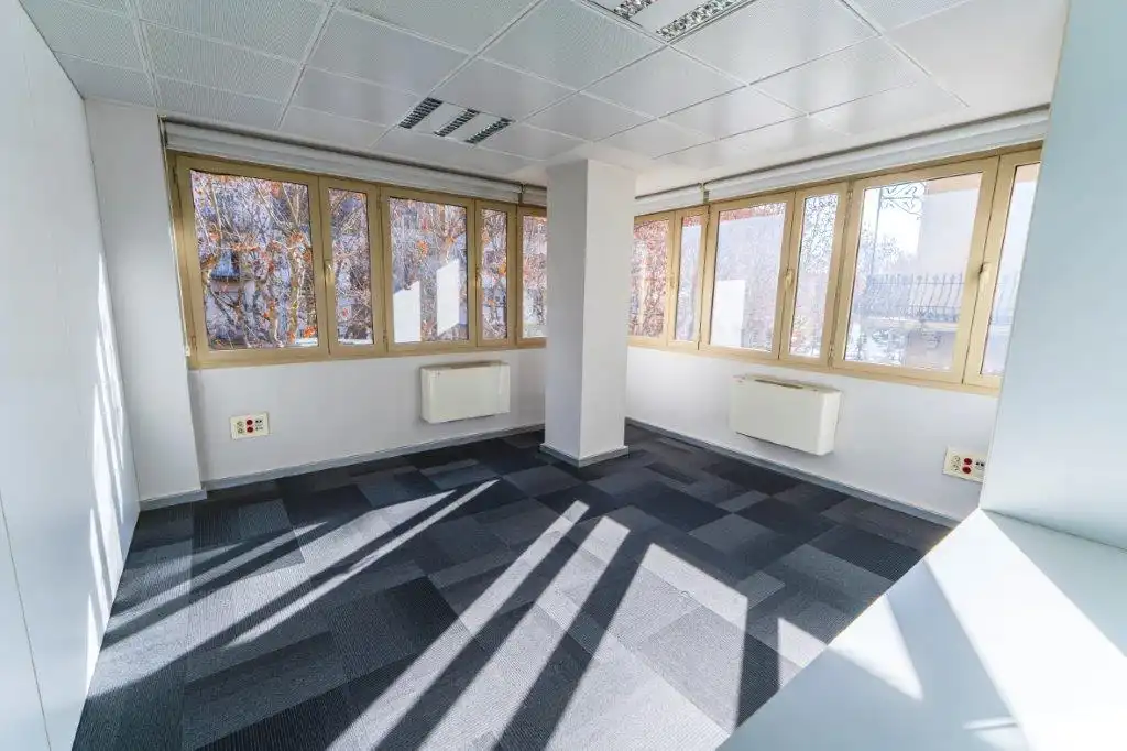 Büro mit Aufzug zur Miete in Rambla de Ferran 1, imagen 10