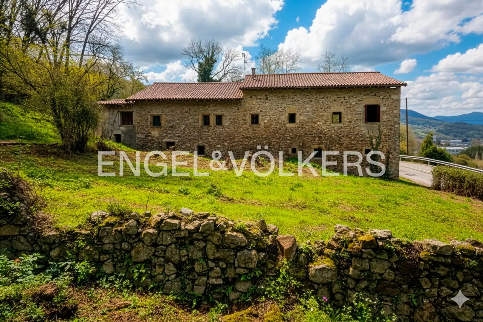 Vista exterior de Casa o chalet en venta en Donostia - San Sebastián  con Calefacción y Balcón