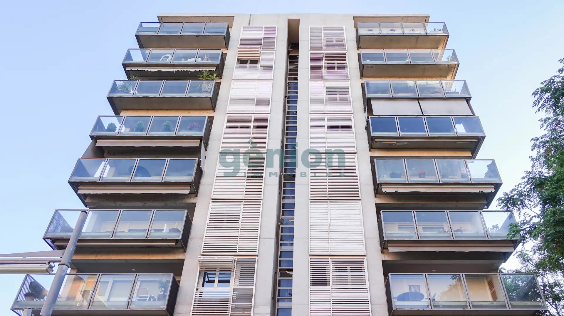 Vista exterior de Ático en venta en Girona con Aire acondicionado, Calefacción y Terraza