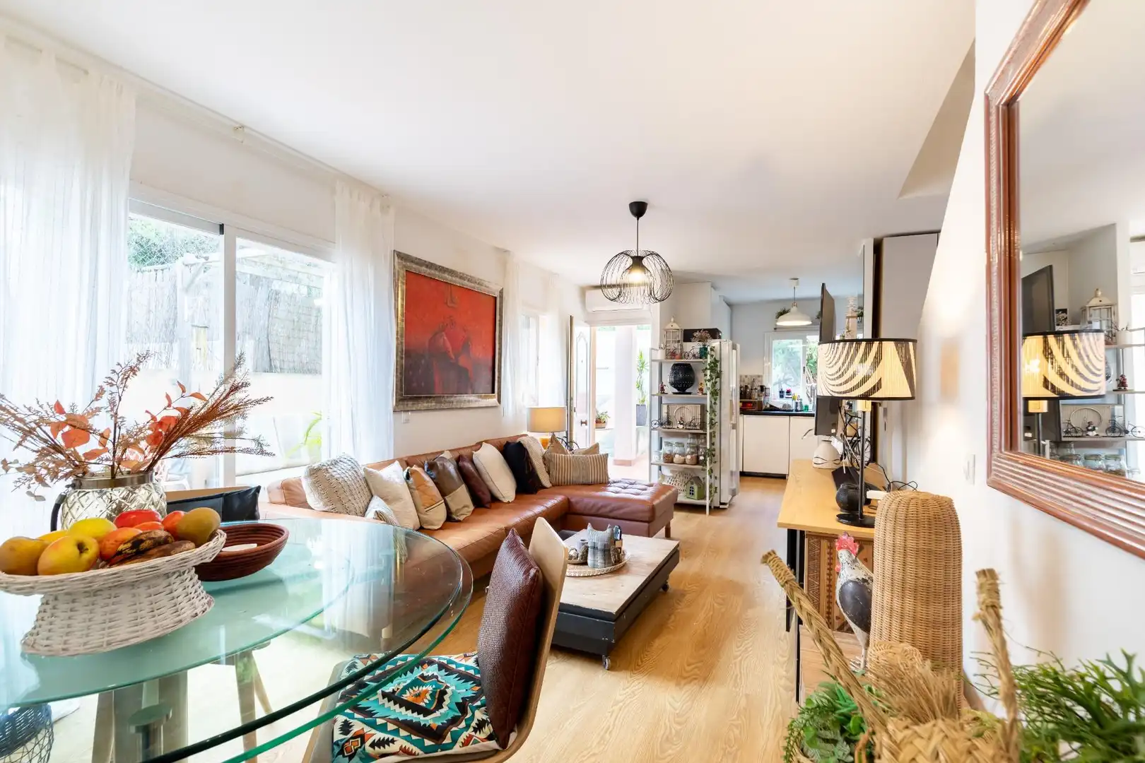 Wohnzimmer von Einfamilien-Reihenhaus zum Verkauf in  Palma de Mallorca mit Klimaanlage, Privatgarten und Parkett