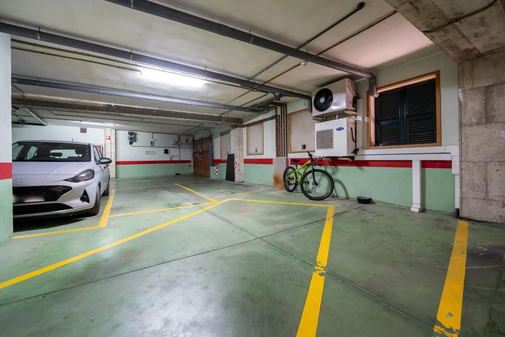Parkplatz von Wohnung zum Verkauf in  Palma de Mallorca mit Klimaanlage, Heizung und Abstellraum