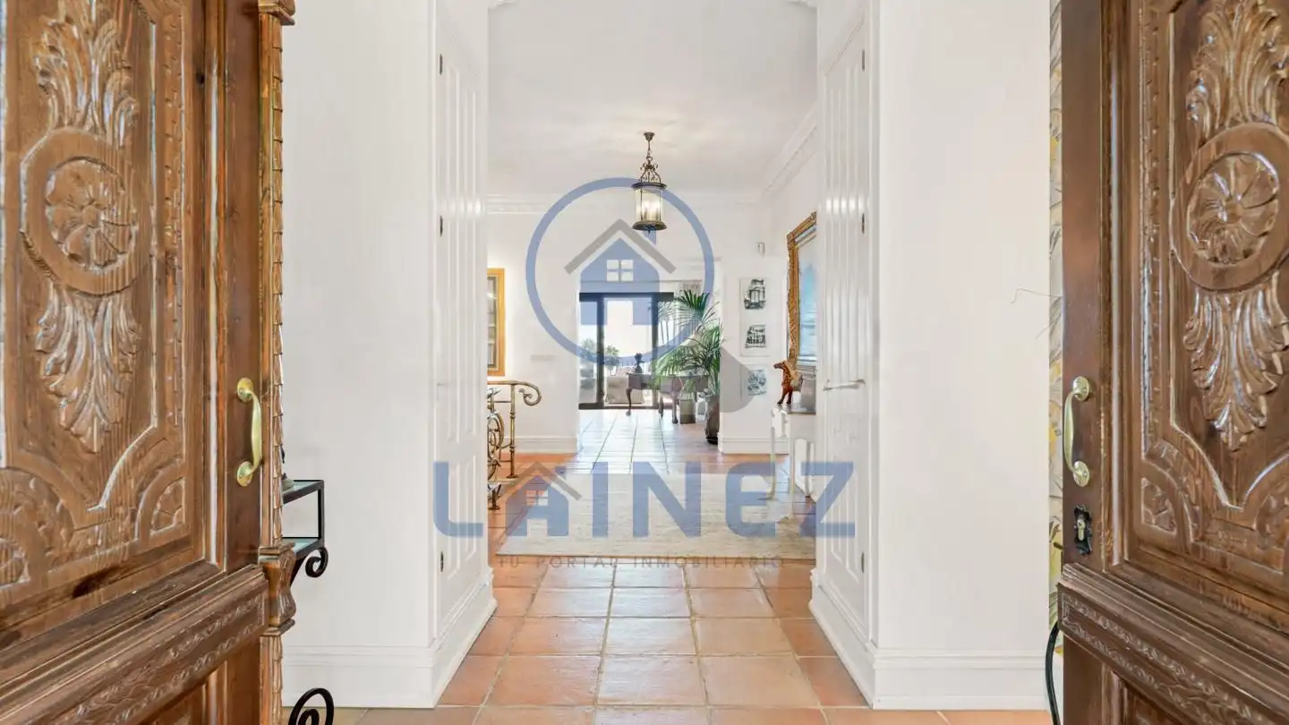 Casa amb piscina en venda a Marbella Centro, imagen 3