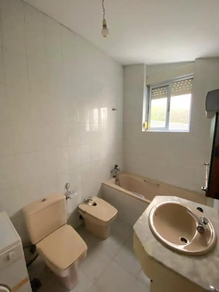 Bathroom of Houses for sale in Carrocera  with Storage room