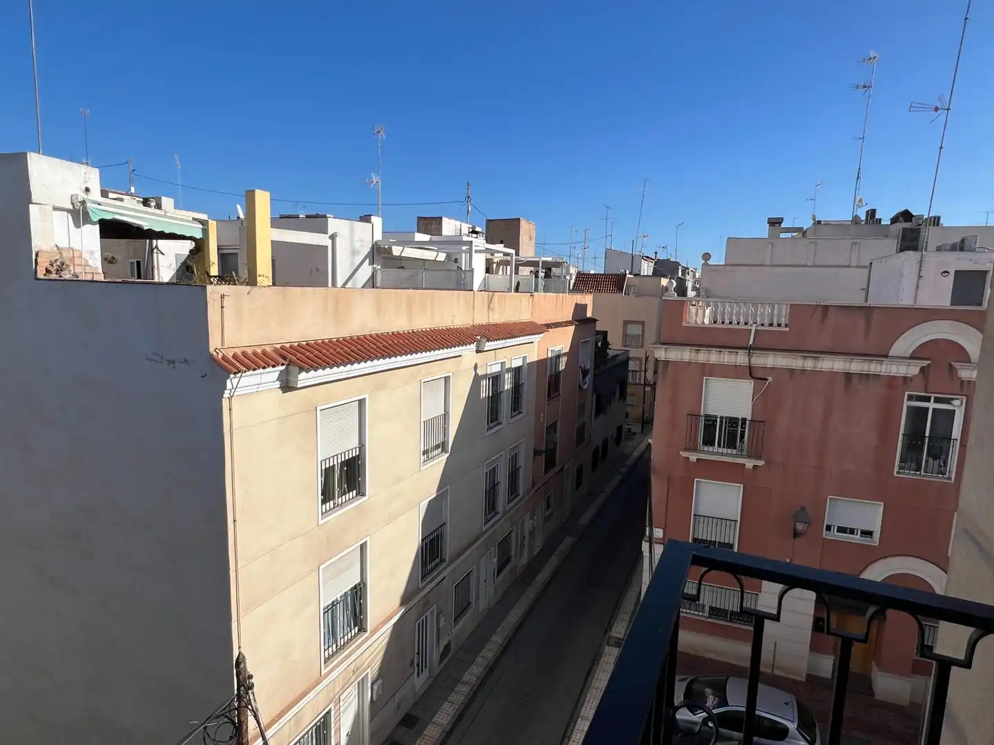 Vista exterior de Piso de alquiler en Elche / Elx con Amueblado y Balcón