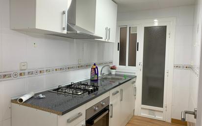 Kitchen of Flat for sale in Santa Coloma de Gramenet