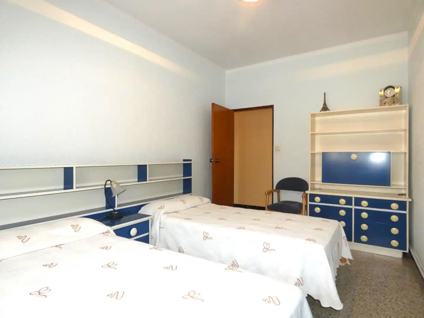 Dormitori de Casa o xalet en venda en Zaragoza amb Aire condicionat, Calefacció i Jardí privat