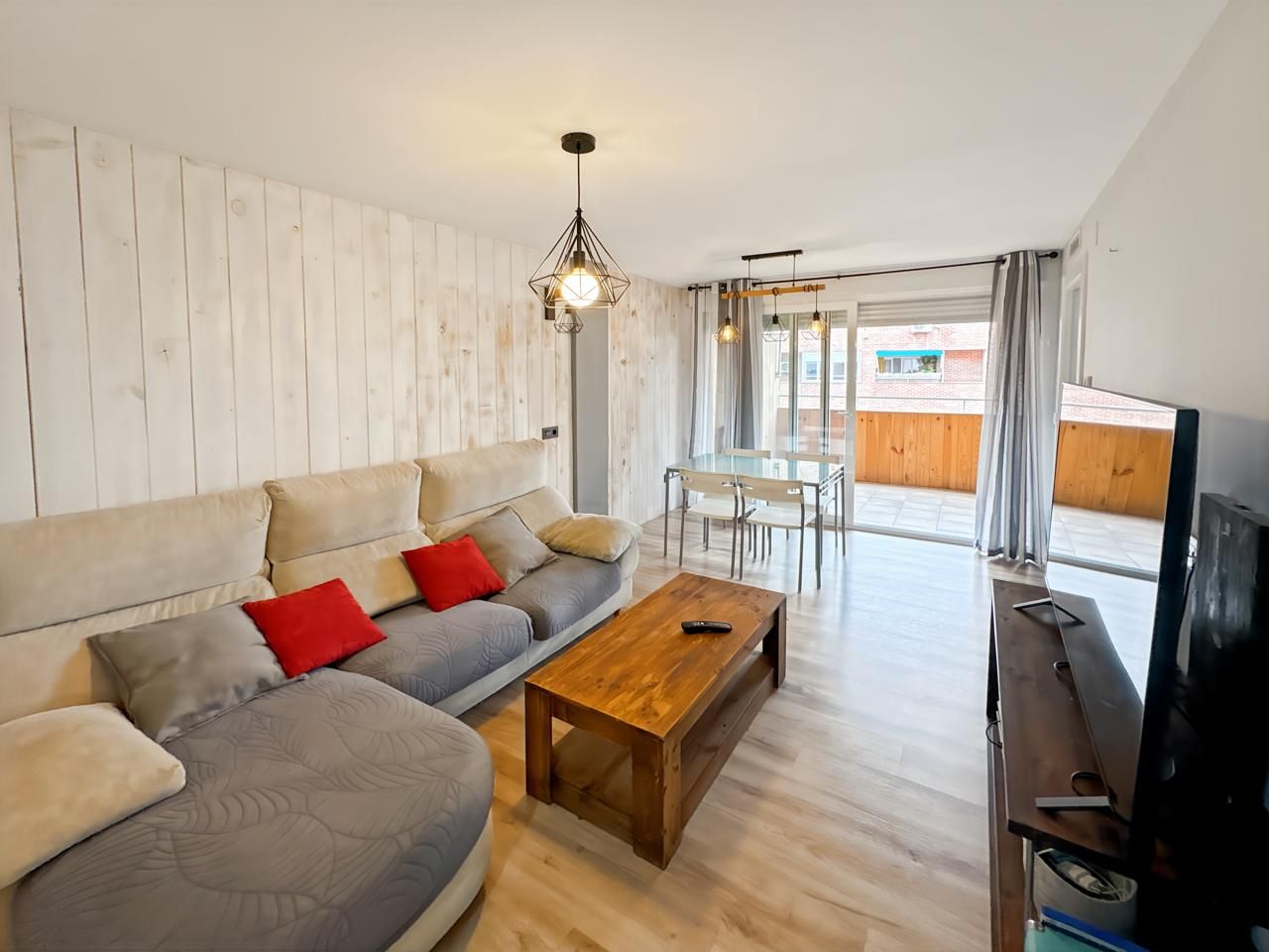 Living room of Flat for sale in  Madrid Capital  with Air Conditioner, Heating and Terrace