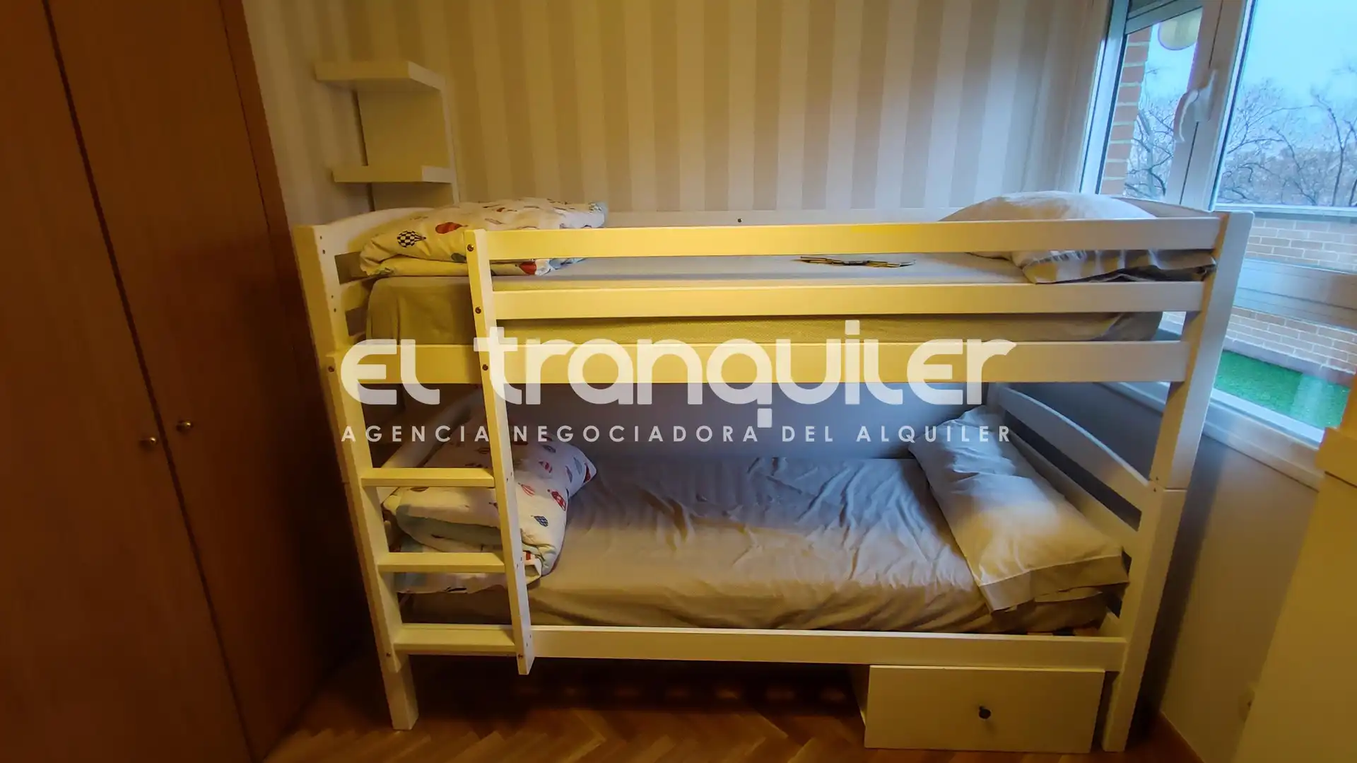 Dormitori de Àtic de lloguer en Madrid amb Aire condicionat, Parquet i Terrassa