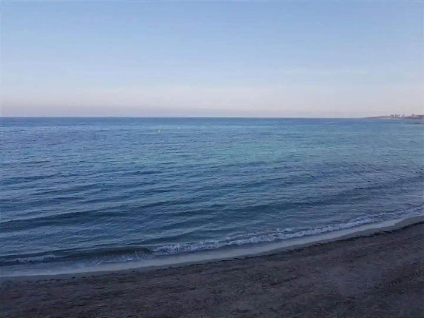 Außenansicht von Wohnung zur Miete in Alicante / Alacant mit Balkon