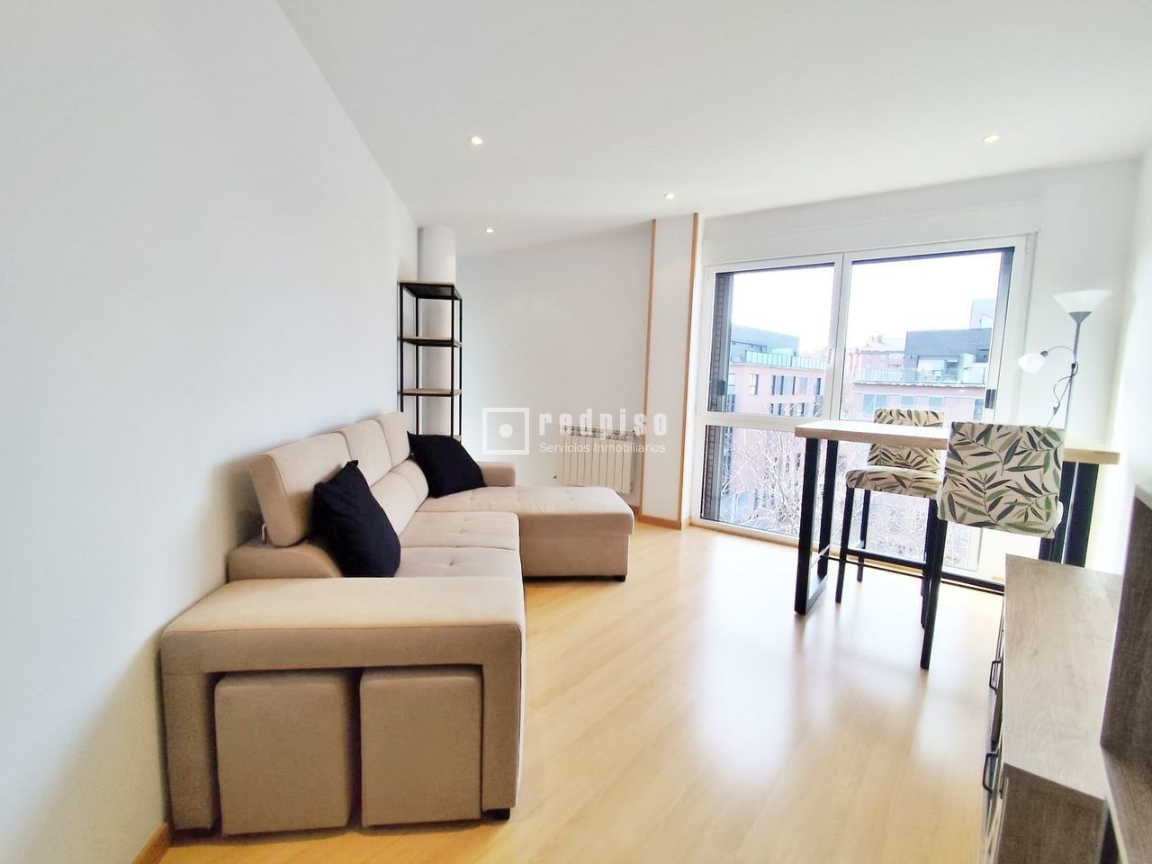 Pis de lloguer a PINTOR CARLOS SANTIESTEBAN, Casco Histórico