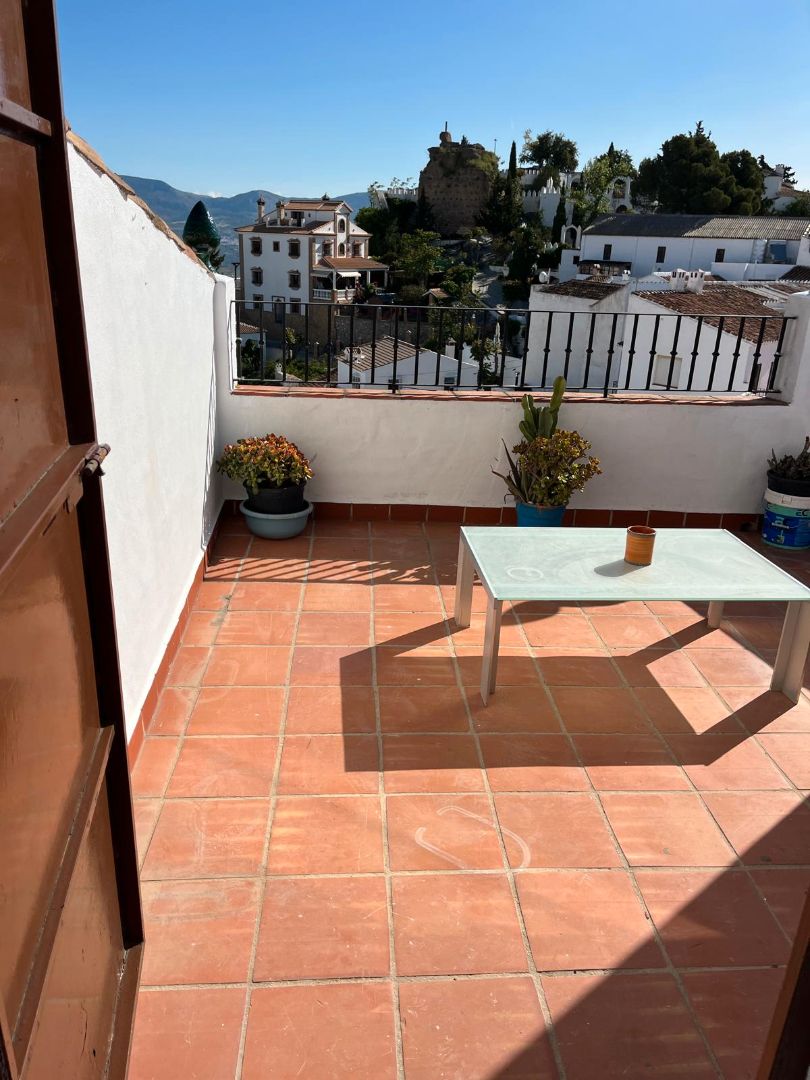 Terrasse von Wohnung miete in Comares mit Terrasse, Möbliert und Ofen