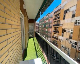 Exterior view of Flat to rent in  Granada Capital  with Heating, Furnished and Balcony