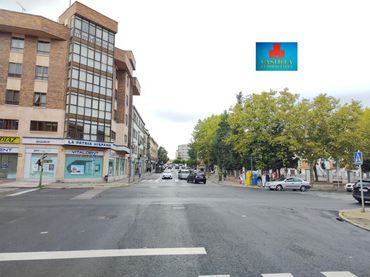 Local comercial en venda a Murallas
