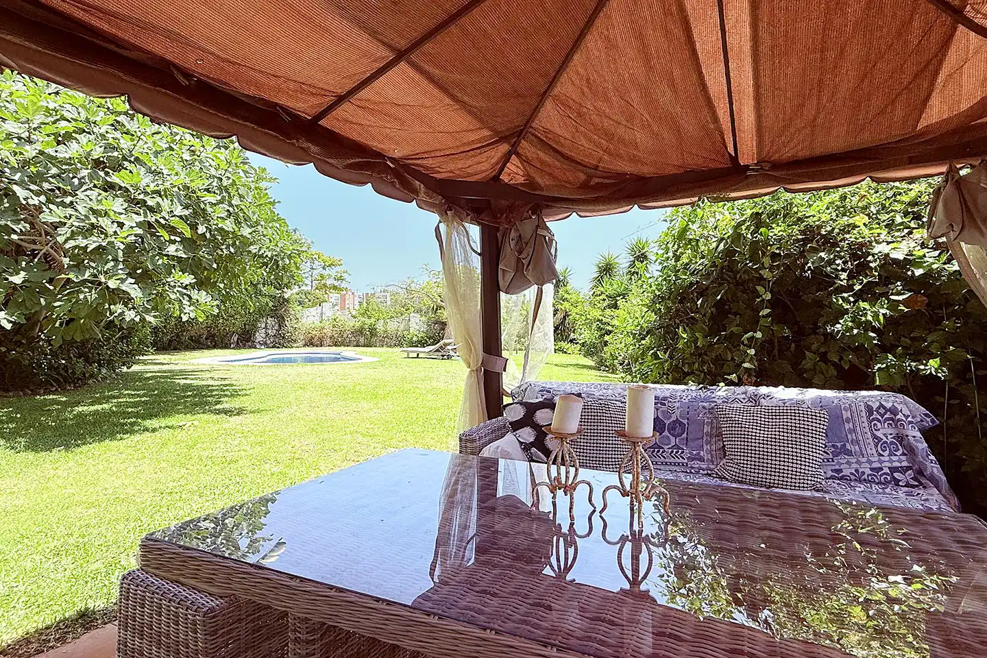 Jardí de Casa o xalet en venda en Benalmádena amb Aire condicionat, Jardí privat i Terrassa