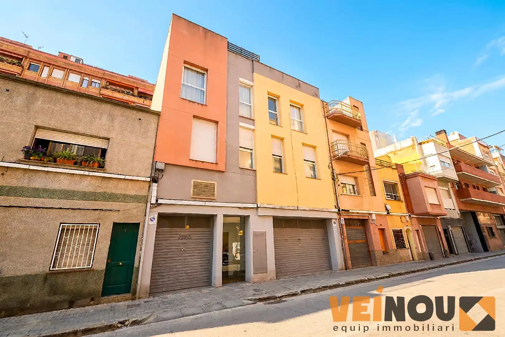 Exterior view of Flat for sale in Badalona  with Air Conditioner, Heating and Terrace